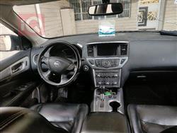 نیسان پاسفایندەر